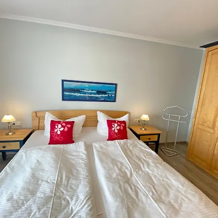 Daire Haus Ruegenscher Bodden Whg 05 Mit Meerblick *